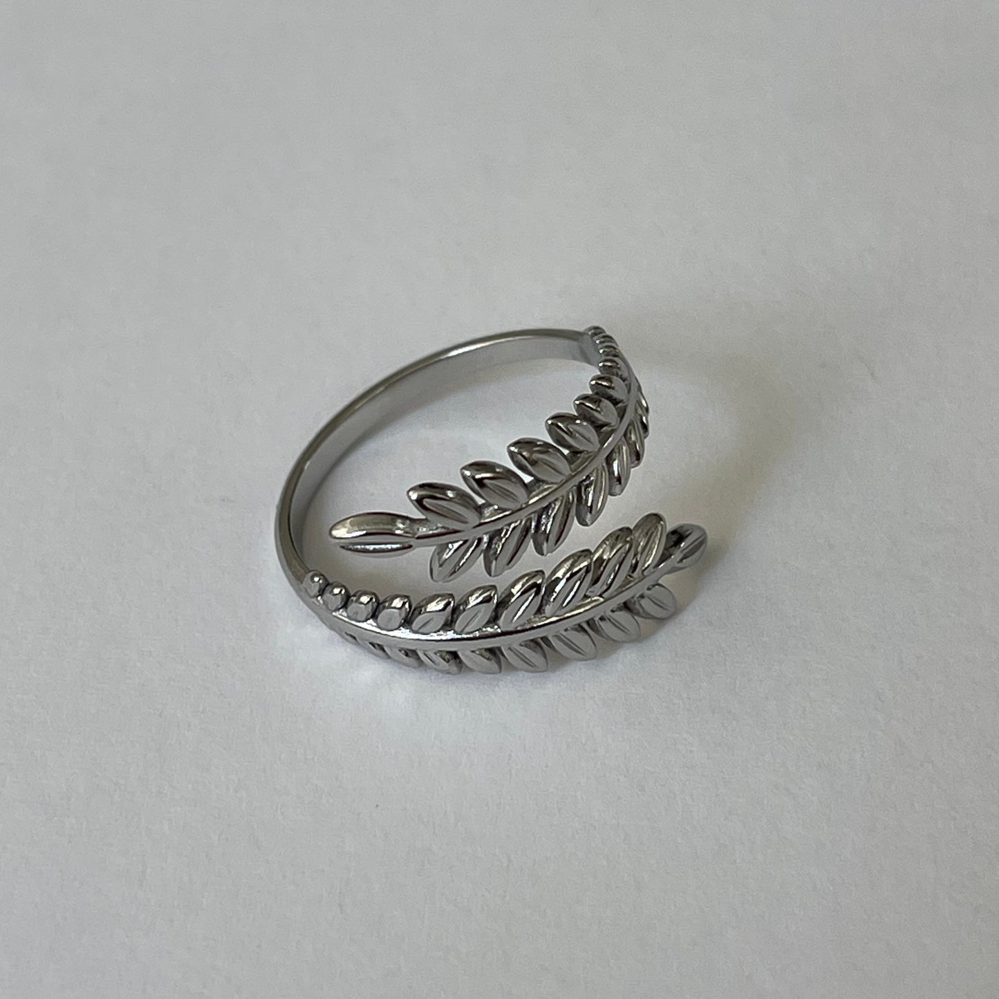 Double Leaf Ring