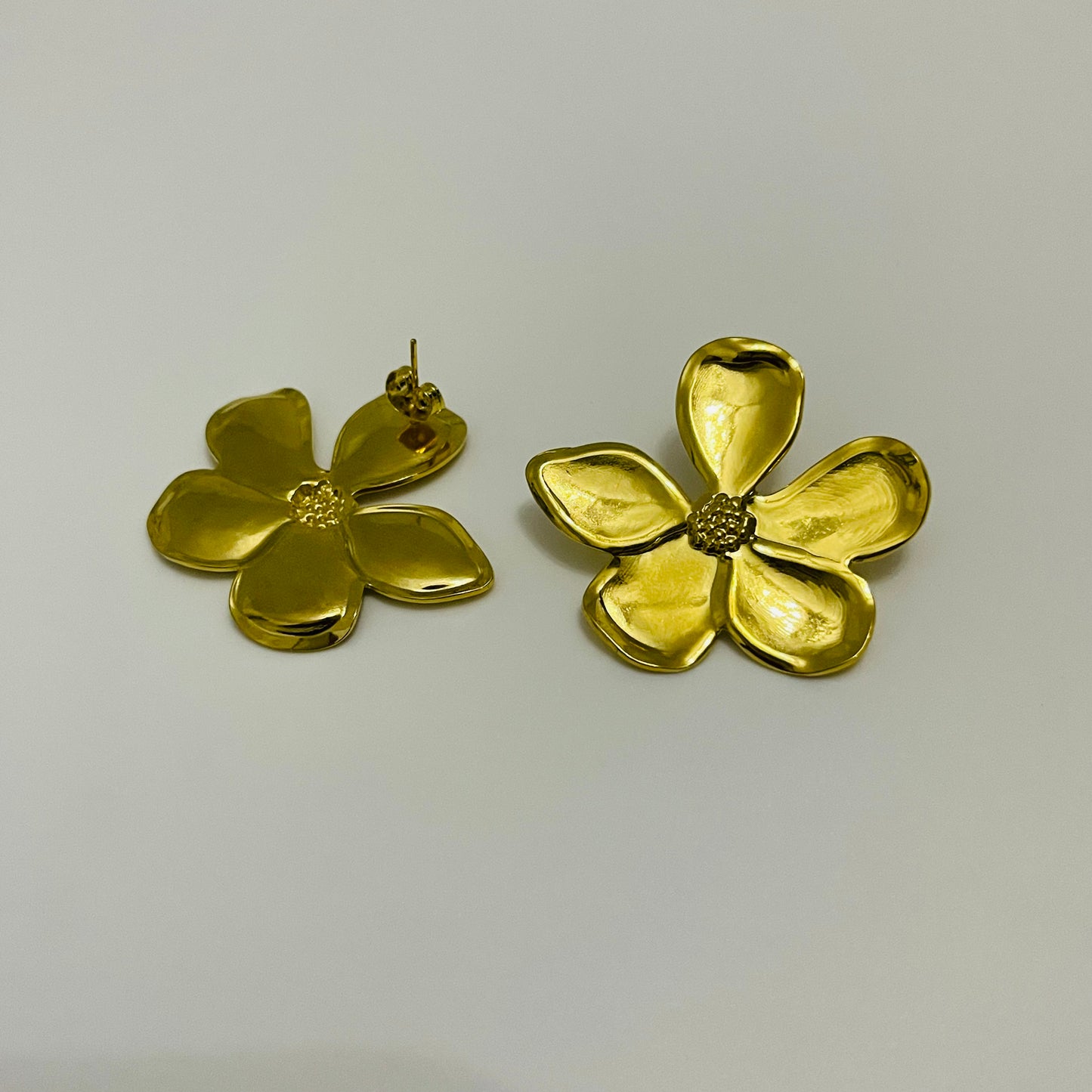 Gold Flower Stud Earrings