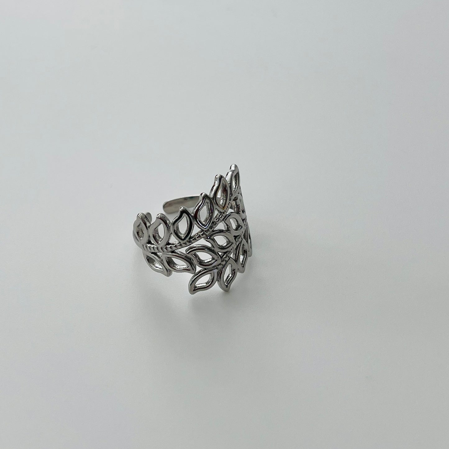 Leaf Pattern Stainless Steel Ring